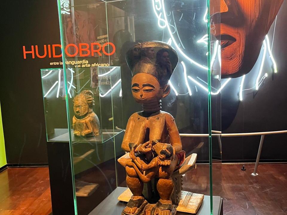 Vicente Huidobro: entre la vanguardia y el arte africano 